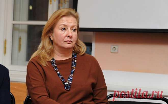 Из СПбГУ уволили автора независимой экспертизы по делу Скочиленко. Филолога Светлану Друговейко-Должанскую, которая провела независимую экспертизу по делу о фейках об армии художницы Александры Скочиленко, уволили из СПбГУ, сообщает «Фонтанка», это подтвердила сама преподаватель.