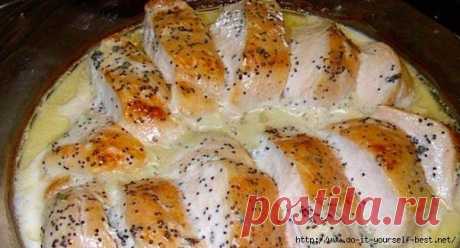 Куриные грудки в сливочно-сырном соусе