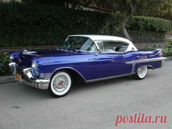 1957 Cadillac Coupe Deville