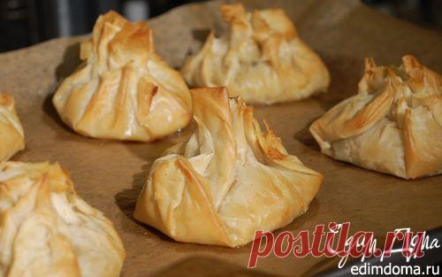 Пирожки из теста фило с рисом и грибами