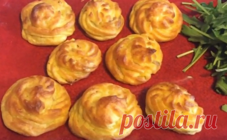 Вкуснейшие «розочки» из обычной картошки, которые выручат хозяйку, если гости уже на пороге