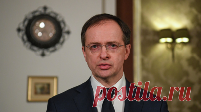 Мединский: Украина могла подписать мирный договор ещё 28 февраля 2022 года. Если бы Украина хотела мира и принимала решения самостоятельно, то подписала бы мирный договор с Москвой ещё 28 февраля 2022 года. Об этом заявил глава российской делегации на переговорах в Стамбуле Владимир Мединский в эфире нового шоу американского журналиста Рика Санчеса на RT. Читать далее