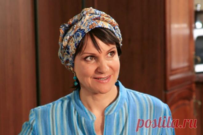 Актер Васильев раскритиковал коллегу по «Сватам» Артемьеву за резкость. По словам Васильева, ему не раз становилось стыдно за коллегу.