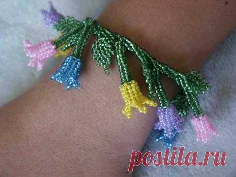 Колокольчик для браслета. Бисероплетение, схема / Схемы плетения бисером, цветы и деревья из бисера, игрушки своими руками - мастерклассы, макраме, фриволите / Ёжка - стихи, загадки, творчество и уроки рисования для детей