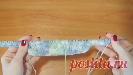 Вязаные тапочки (носки) спицами, без швов. Knitted slippers.