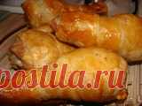 Куриные ножки с сыром и в слоёном тесте Хочу поделиться рецептом . Просто, вкусно и на стол поставить не стыдно , а то ведь праздники ещё впередиКуриные ножки помыть, обсушить и обжарить в сковородке, посолить, поперчить...