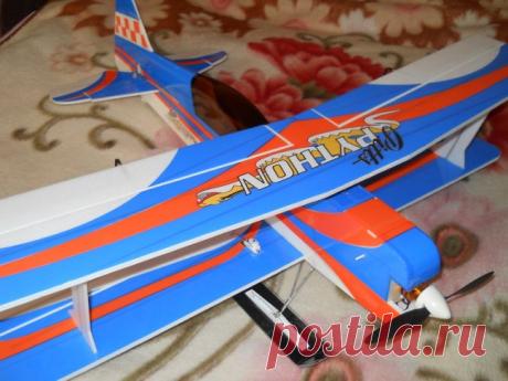 Авиамодель биплан «Питтс Питон» 850 мм из потолочки