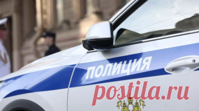 В Ленинградской области арестовали подозреваемую в убийстве мужчины лопатой. В Ленинградской области суд арестовал 42-летнюю женщины, подозреваемую в умышленном убийстве мужчины. По предварительным данным, она нанесла ему травмы лопатой и вилами. Читать далее