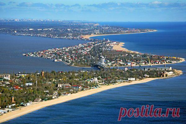 ОДЕССКАЯ  ОБЛАСТЬ !!! 
 **На переднем плане Затока, на заднем Каролино-Бугаз. Слева Днестровский лиман, справа Чёрное море, в центре виден мост -- место где Днестр впадает в Чёрное море. А на горизонте Ильичёвск и Одесса ! //ОК