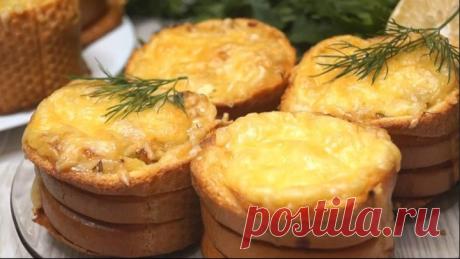 Пирожки "Ленивая жена". Без муки и возни!
Получаются очень сочные с необычайно нежной начинкой. Готовятся очень просто и быстро.
ИНГРЕДИЕНТЫ
Рыбное филе – 400 гр. (минтай, судак или др.)
Багет – 1 шт.
Молоко – 500 мл.
Луковица – 1 шт.
Сыр …