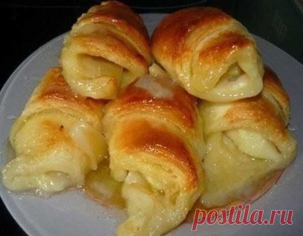 Слойки с яблоками / Вкусные привычки