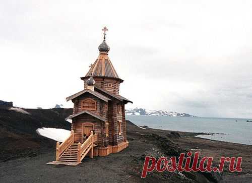 Церковь Святой Троицы. Остров Ватерлоо в Антарктике