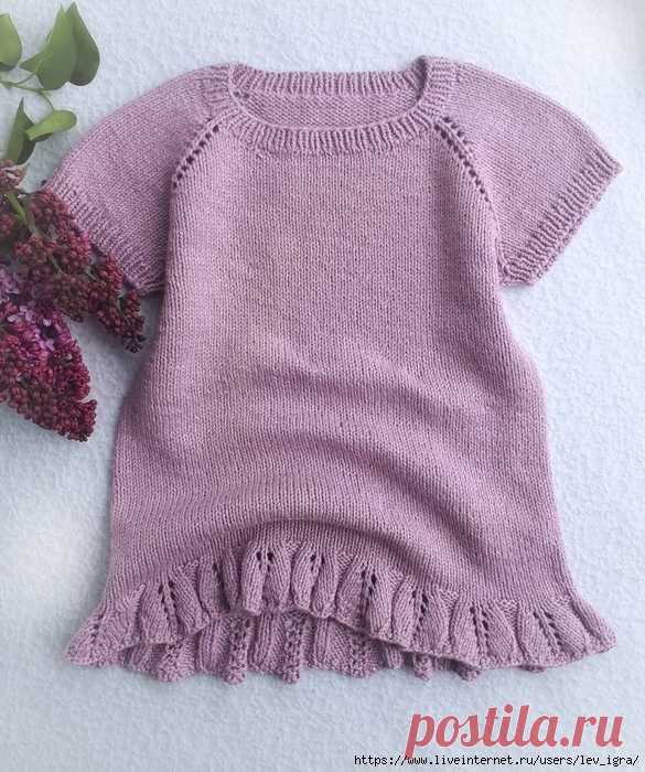 Топ туника спицами для девочки от @anet_knit Вам понадобится Пряжа 50 гр на 110м, в оригинале Sandnes garn line, можно заменить на Gazzal Baby Cotton Xl (50 гр. 105 м.) или другим хлопком похожего метража⠀Текст автора:Спицы для резинки 3.0мм на основное полотно 3.5 ммПлотность лиц гладью в 1 см 2.4 петлиРасход на рост 110 см(4-5...