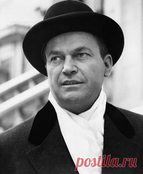 Ральф Микер