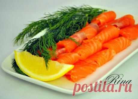 ФОРЕЛЬ СОЛЁНАЯ С УКРОПОМ.