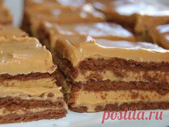 Быстрый, вкусный тортик🤗
Тесто:
1 яйцо, стакан кефира, пол стакана сахара,10г.разрыхлителя,1,5 стакана муки. Я в тесто добавила еще не много мака. Все смешать вылить в смазанную форму (диаметром20см.) и выпекать при 180-200 градусах примерно 30 - 40 минут.
Крем на Ваш вкус,у меня заварной с добавлением вареной сгущенки.
Вкусные домашние рецепты
 Простые рецепты в домашних условиях с фото пошагово
Крем:
1 ст. молока
1яйцо
пол стакана сахара
3 ст.л. муки
100г. сливочного ма...
