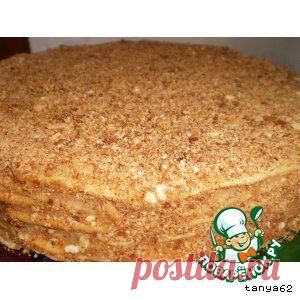 Наполеон на пиве - постный - кулинарный рецепт


    Пиво — 250 мл
    Масло растительное — 250 мл
    Мука пшеничная (+ 3ст.л с горкой в крем) — 3 стак.
    Крахмал картофельный (1 ст.л с горкой)
    Сахар ванильный — 2 ст. л.
    Орехи грецкие — 1 стак.