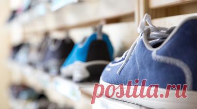 Ортопед Шафиев дал советы по выбору летней обуви. Травматолог-ортопед, врач ЛФК и спортивной медицины ФНКЦ ФМБА России Эйваз Шафиев дал рекомендации по выбору обуви на лето. Читать далее