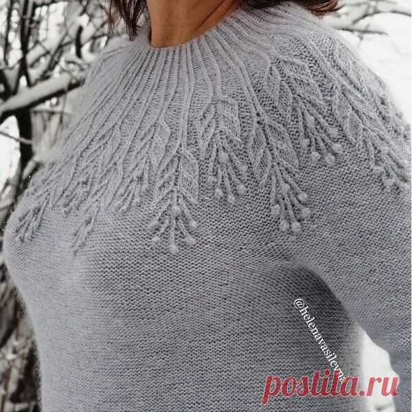 Узор для оригинального пуловера, связанного спицами сверху вниз.
Схема узора.
