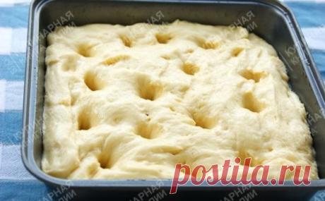 Сахарный пирог
"Безумно вкусный и простой сахарный пирог "Tarte au sucre" - под таким названием я его нашла в интернете.
И еще: "Очень вкусный пирог, несмотря на то,что он без начинки, сочный, ароматный, с чудесной карамельной корочкой сверху. Простой и удачный, буду печь ещё..."
Он, действительно, получается ооочень вкусным!
Кто не пробовал, очень слветую!
Понадобится:
мука 250 гр.,
молоко 100 гр.,
дрожжи свежие 15 гр. (у меня 2 ч.л. сухих, но можно и меньше)
яйца 2 шт.,
соль по вкусу (я вме