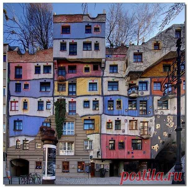 Дом Хундервассе - жилой дом в Вене, Австрия