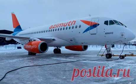 Superjet аварийно сел в Красноярске из-за неисправного шасси. Самолет Sukhoi Superjet совершил аварийную посадку в аэропорту Красноярска из-за неисправности шасси, сообщают местные СМИ Gornovosti и «Проспект Мира».