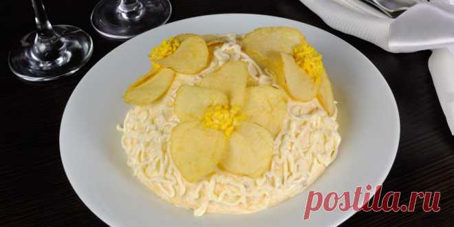 7 очень вкусных салатов с чипсами. Просто попробуйте - Лайфхакер
