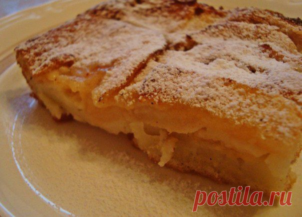 Шарлотка на сметане.