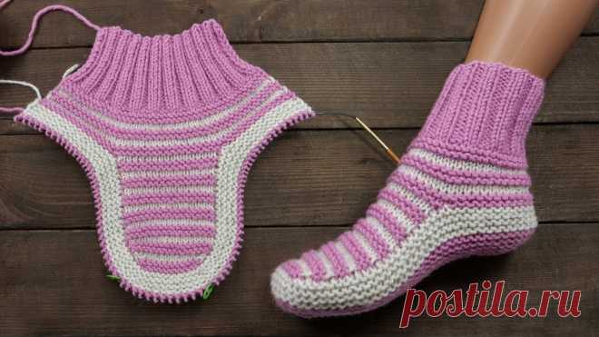 Следки – полоски спицами из остатков пряжи Slippers from leftover yarn

#следки_спицами@mirpetel, #тапочки_спицами@mirpetel

Следки связаны спицами из остатков пряжи 
Показать ещё