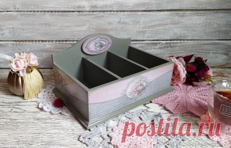 Чайная коробка. Шиповник – купить на Ярмарке Мастеров – NT1O6RU | Чайные домики, Москва Чайная коробка. Шиповник. в интернет-магазине на Ярмарке Мастеров. Чайная коробка, Шиповник, дополнит сервировку стола к чаепитию. Короб имеет три отделения - можно хранить разные сорта чая. Чайная шкатулка-короб для чая, станет украшением Вашей кухни, чайные пакеты найдут своё место и будут всегда в порядке и под рукой.