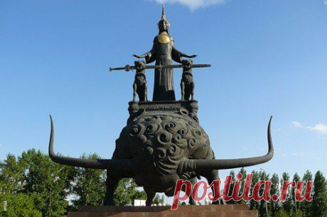 Монумент «Жер-ана», г. Астана