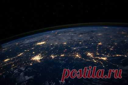 Шойгу заявил о создании системы всепогодного зондирования Земли для Минобороны. Спутниковую систему всепогодного зондирования Земли создадут в интересах Министерства обороны России. Об этом во вторник, 7 февраля, сообщил глава военного ведомства Сергей Шойгу. Он объяснил, что эта система будет способствовать повышению эффективности войск и уточнил, что ее созданием занимается НПО имени Лавочкина.