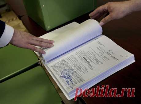 Как ознакомиться с материалами дела в суде ВведениеЗдравствуйте, уважаемые читатели! Порой, для обжалования решения суда вам необходимо иметь на руках не только само решение,...