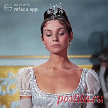 FashionoftheMiddleAges on Instagram: “Video Retro Vintage Refase app On video I #Aristocracy, #vintage, #retro, #style, #fashion, #Refaceapp #tbt #AudreyHepburn…”