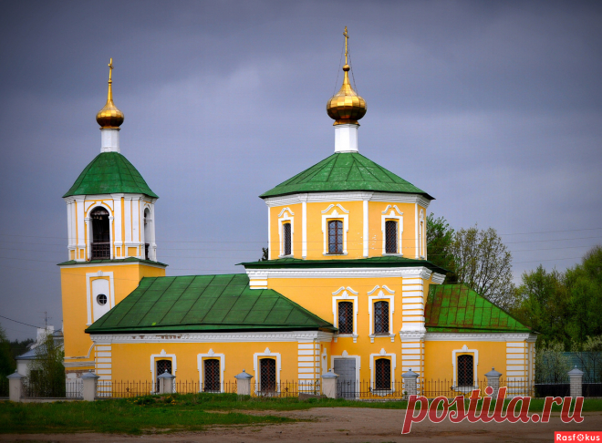 Фото: Церковь Покрова Пресвятой Богородицы. Фотограф Николай Попов. Город - Фото и фотограф на Расфокусе.
