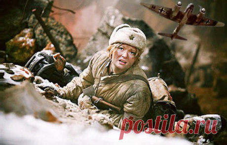 “И пока меня нашли, я сильно отморозила ноги. Меня, видимо, снегом забросало, но я дышала, и образовалось в снегу отверстие… Такая трубка… Нашли меня санитарные собаки. Разрыли снег и шапку-ушанку мою принесли. Там у меня был паспорт смерти, у каждого были такие паспорта: какие родные, куда сообщать. Меня откопали, положили на плащ-палатку, был полный полушубок крови… Но никто не обратил внимания на мои ноги…