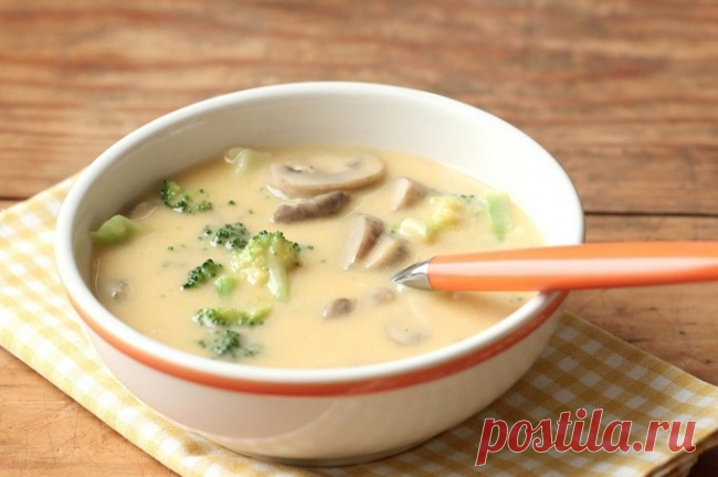 6 простых и безумно вкусных сырных супов