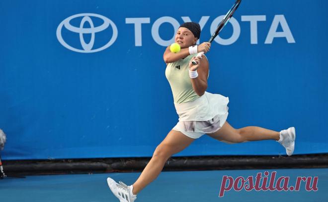 Российская теннисистка в 19 лет выиграла первый турнир WTA в карьере. В финале турнира в Хуахине Диана Шнайдер обыграла действующую чемпионку Чжу Линь в трех сетах — 6:3, 2:6, 6:1. Россиянка второй раз за полгода играла в финале турнира WTA