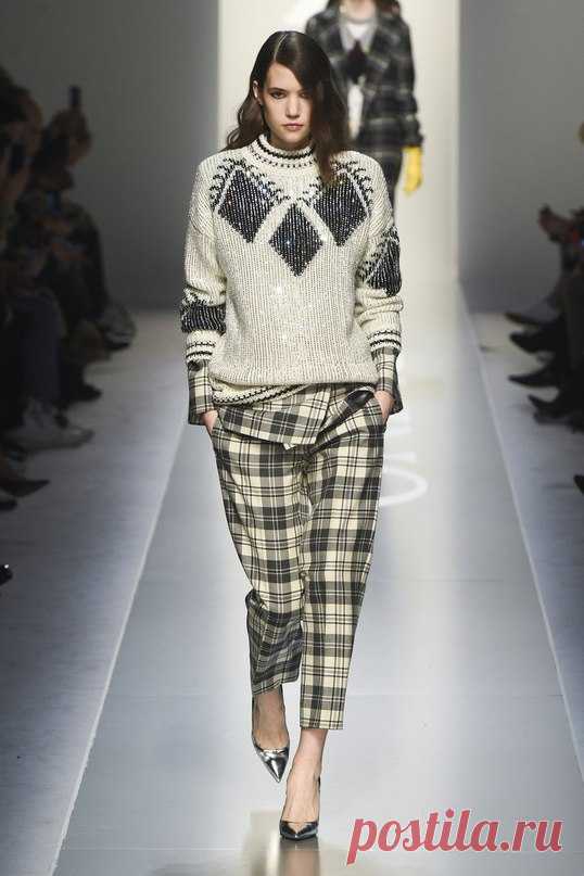 Ermanno Scervino Fall-Winter 2018/19 — Модно / Nemodno