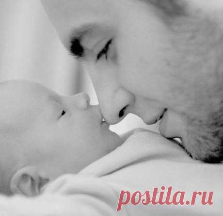 Наверное, это и есть счастье - просыпаться ночью и слышать, как он подходит к кровати ребенка и, взяв его на руки, говорит &quot;Тише, солнце, не плачь, а то маму разбудишь.&quot;