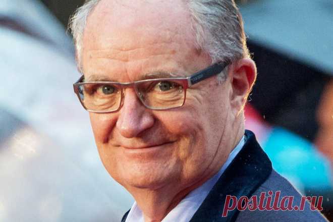 Джим Бродбент, 24 мая, 1949