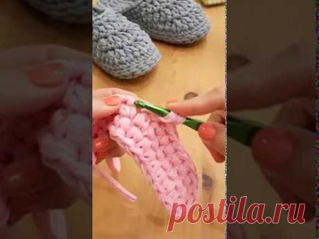 Вяжем тапочки.
