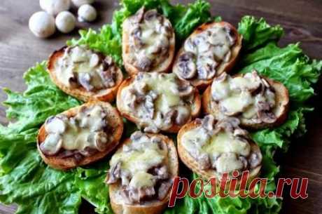 Бутерброды с грибами и сыром – сытный горячий завтрак
