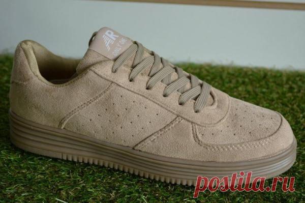 Обувь, которая красиво смотрится на женских ножках большого размера