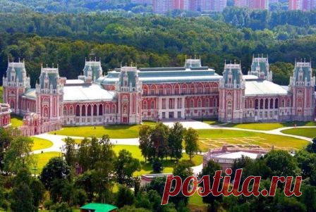Усадьба Царицыно: история, описание, фото, на карте, как добраться Музей усадьба Царицыно в Москве: история дворца, экскурсии, как добраться до музея, расположение заповедника на карте, описание и фото царской усадьбы-парка.