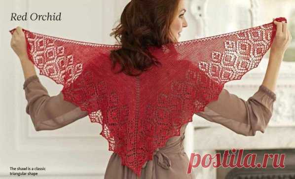 ШАЛЬ КРАСНАЯ ОРХИДЕЯ (Red Orchid)
Вязание шали треугольной формы кружевным узором, напоминающим экзотические орхидеи, с фестончатым нижним краем. Вязаная шаль разработана так, что она окутывает Ваши плечи.
Вязание шали Красная орхидея Red Orchid с бесплатным описанием и схемой из The Knitter 80.
Мерцающая шелковая пряжа придает этой шали еще большую чувственность.
Шаль Красная орхидея вяжется спицами из шелковой пряжи
Размер шали:
Ширина («размах крыльев»): 120 см,
Глубина (посередине спин