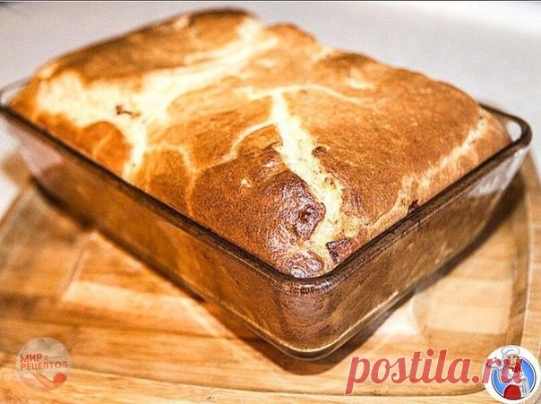 Лучшего теста для наливных пирогов просто не бывает!

Ингредиенты:
- 2 яйца
- 0.5 ч. ложка соли
- 1 стакан муки
- 1 стакан кефира
- 1 ч. ложка соды
Начинка:
- 300 гр фарша
- 2-3 луковицы, порезать кубиками
- соль, перец - по вкусу
Приготовление:
1. Кефир перемешиваем с содой и оставляем минут на 5.
2. Затем добавляем остальные ингредиенты и хорошо перемешиваем.
3. Смазываем форму маслом, посыпаем мукой и выливаем половину теста.
4. Выкладываем подготовленную начинку (фарш ...