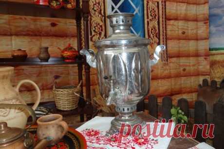«Хлам хламу рознь!» Эксперты о старых вещах, которые можно дорого продать Многие скептически относятся к наследству прабабушек и прапрабабушек. А зря: вещи, которые долгие годы хранились в их чуланах и на чердаках, могут стоить очень и очень дорого.