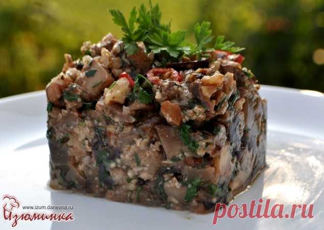 Баклажаны с орехами и чесноком