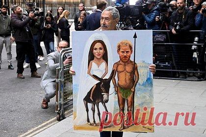 «Однажды я напьюсь и все расскажу» Почему эпохе принца Гарри и Меган Маркл предрекают конец?. 1 июля в американском журнале Rolling Stone вышла статья, в которой обозреватель Луис Стейплс заявил, что принц Гарри и Меган Маркл исчерпали свой «скандальный потенциал» и неспособны на что-то новое. «Лента.ру» решила разобраться, действительно ли у пары все настолько плохо, а поклонников у нее скоро не останется.